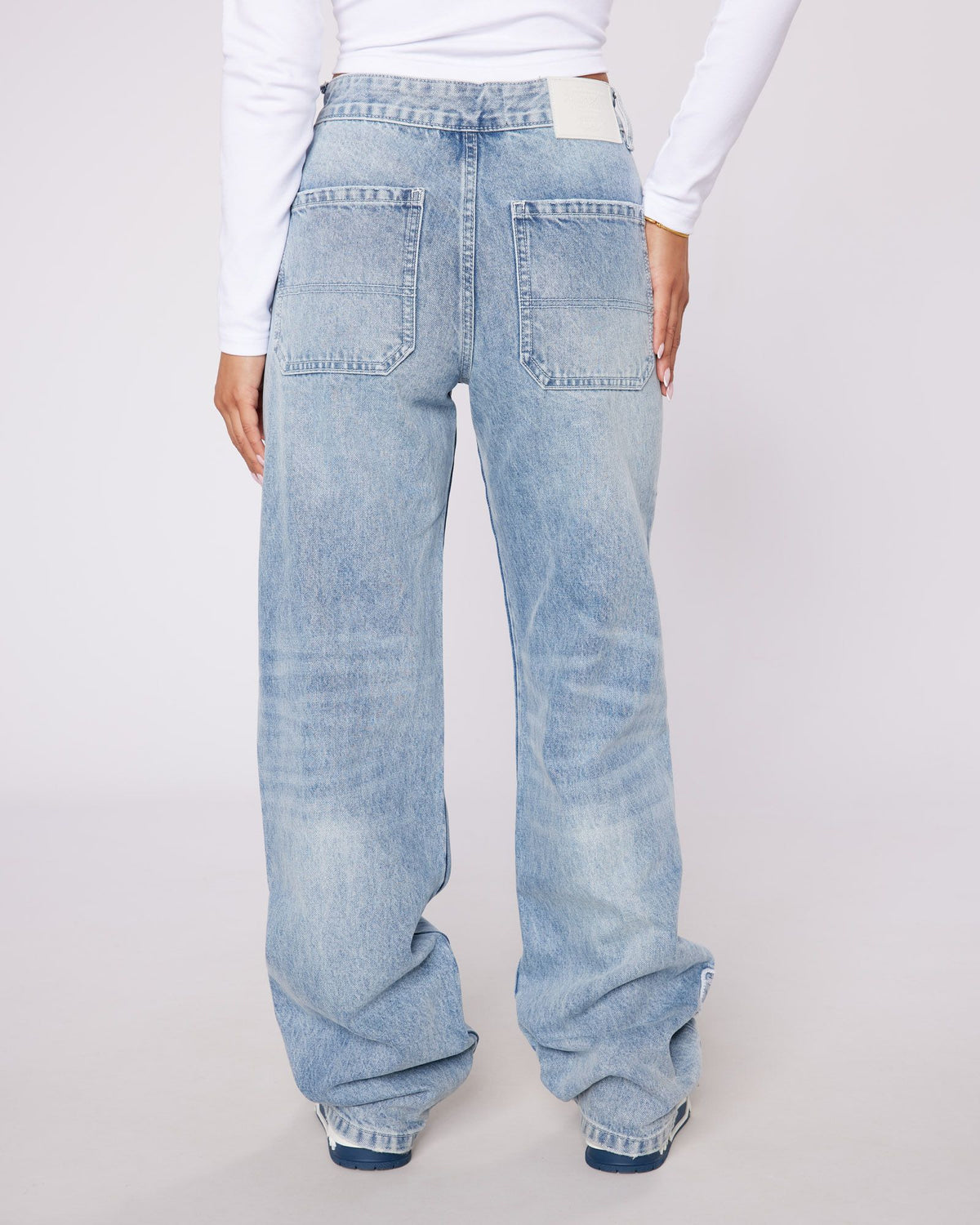 Women's OG Denim Stitch Badge Jeans Stonewash, image 4