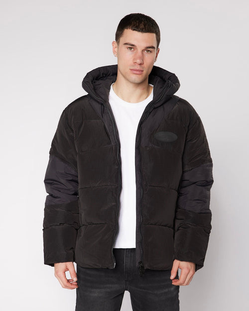 Contrast Peak Puffer Jacket Black
