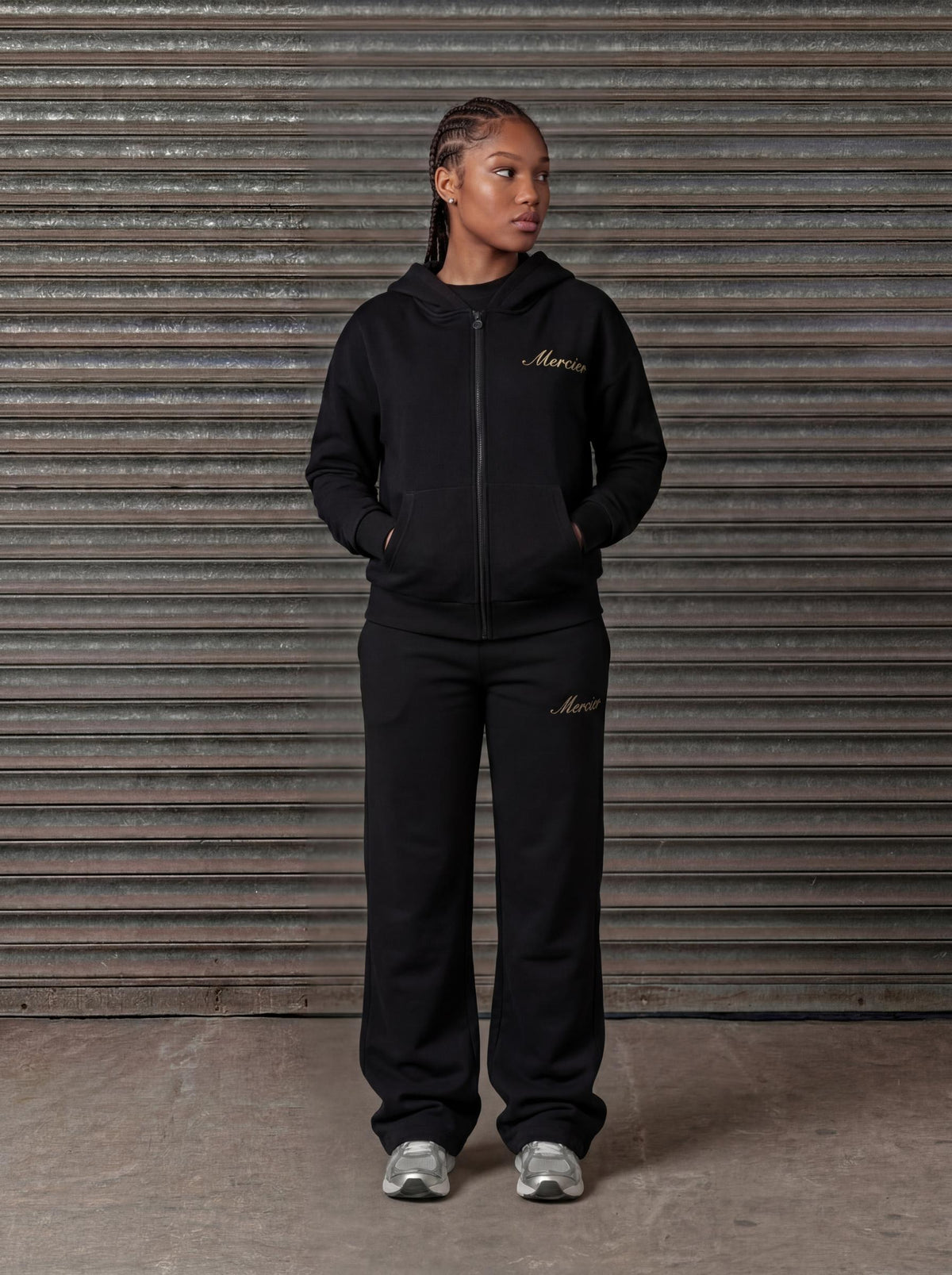 Women's Authenticity Jogger Black Gold, image 2