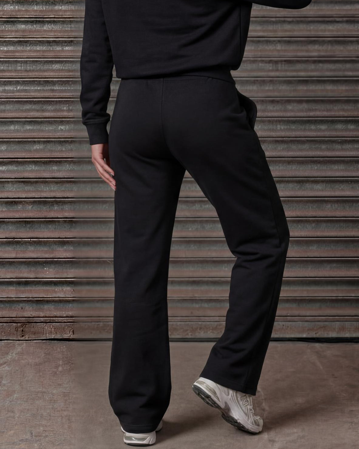 Women's Authenticity Jogger Black Gold, image 4